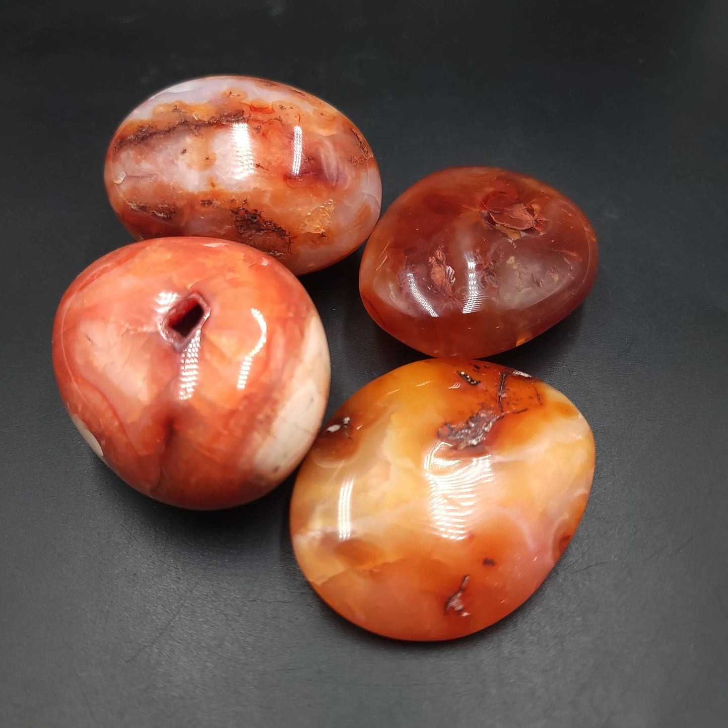 Carnelian Palm Stone Gallet - Elevated Metaphysical