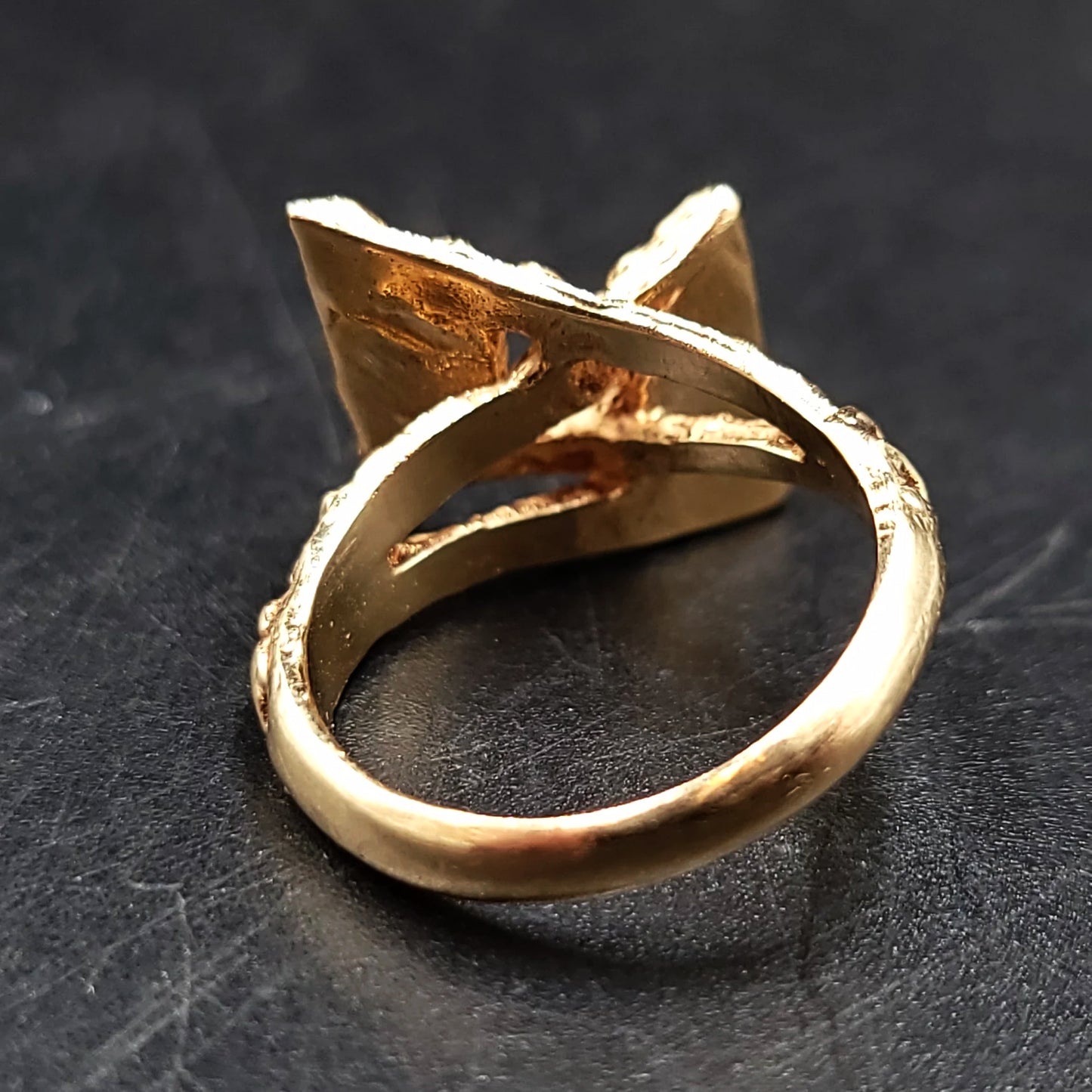14kt Nugget Bow Ring Yellow Gold Band Size 5.5