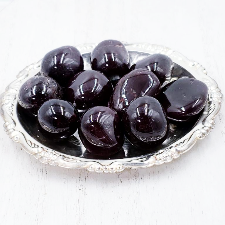Garnet Tumbled Stone