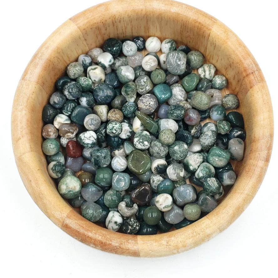Moss Agate Chips - Elevated Metaphysical