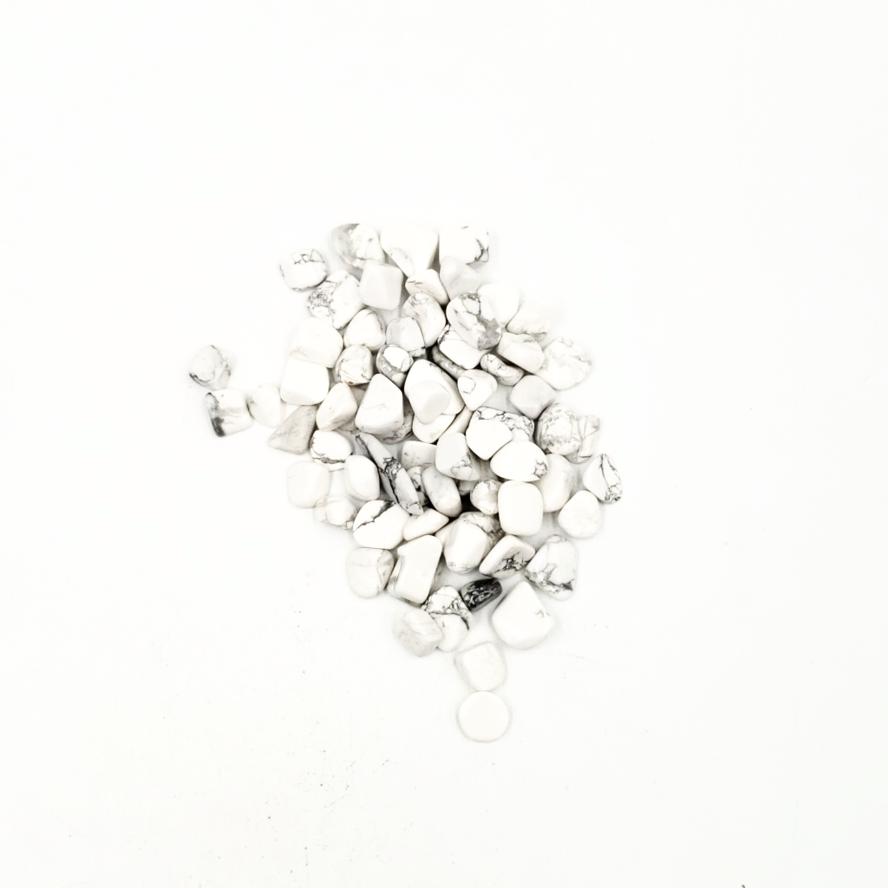 Howlite Chips - Elevated Metaphysical