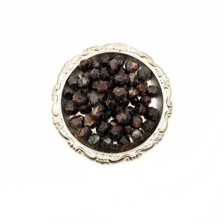 Garnet Rough Stone High Quality - Elevated Metaphysical