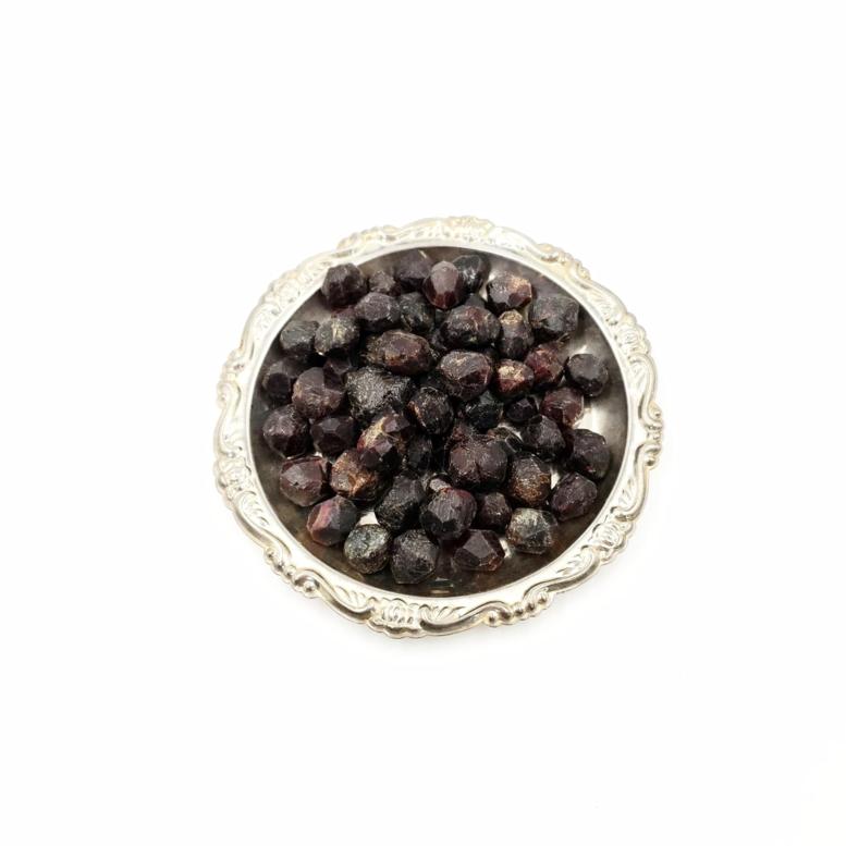 Garnet Rough Stone High Quality - Elevated Metaphysical