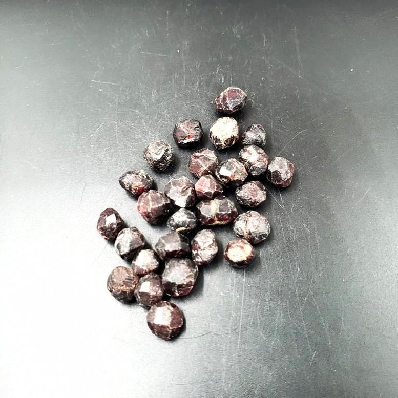 Garnet Rough Stone High Quality - Elevated Metaphysical