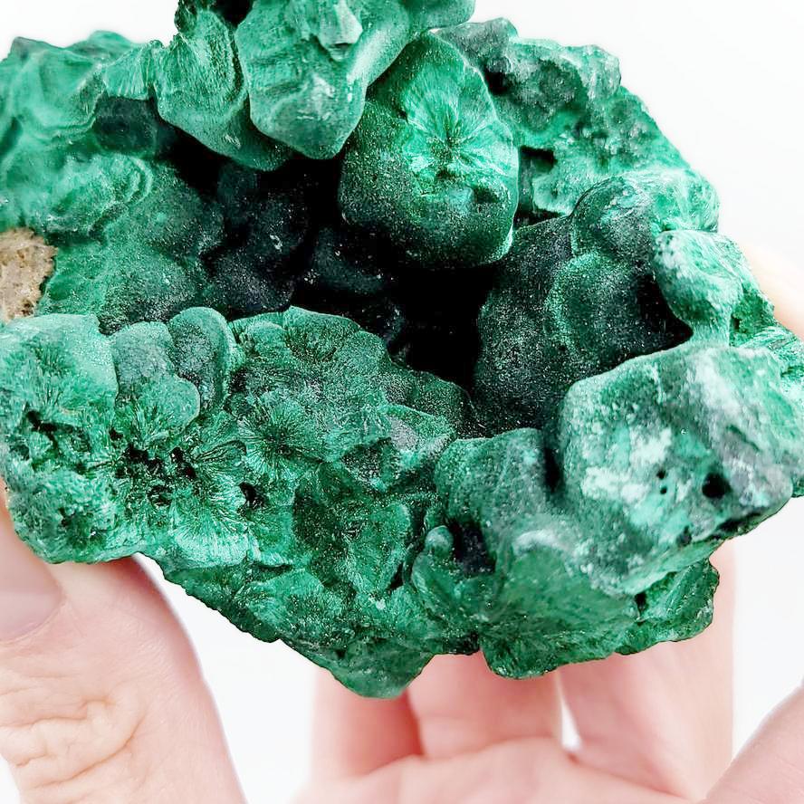 Malachite Cluster Silk Malachite Specimen Velvet  90 mm 9.3oz