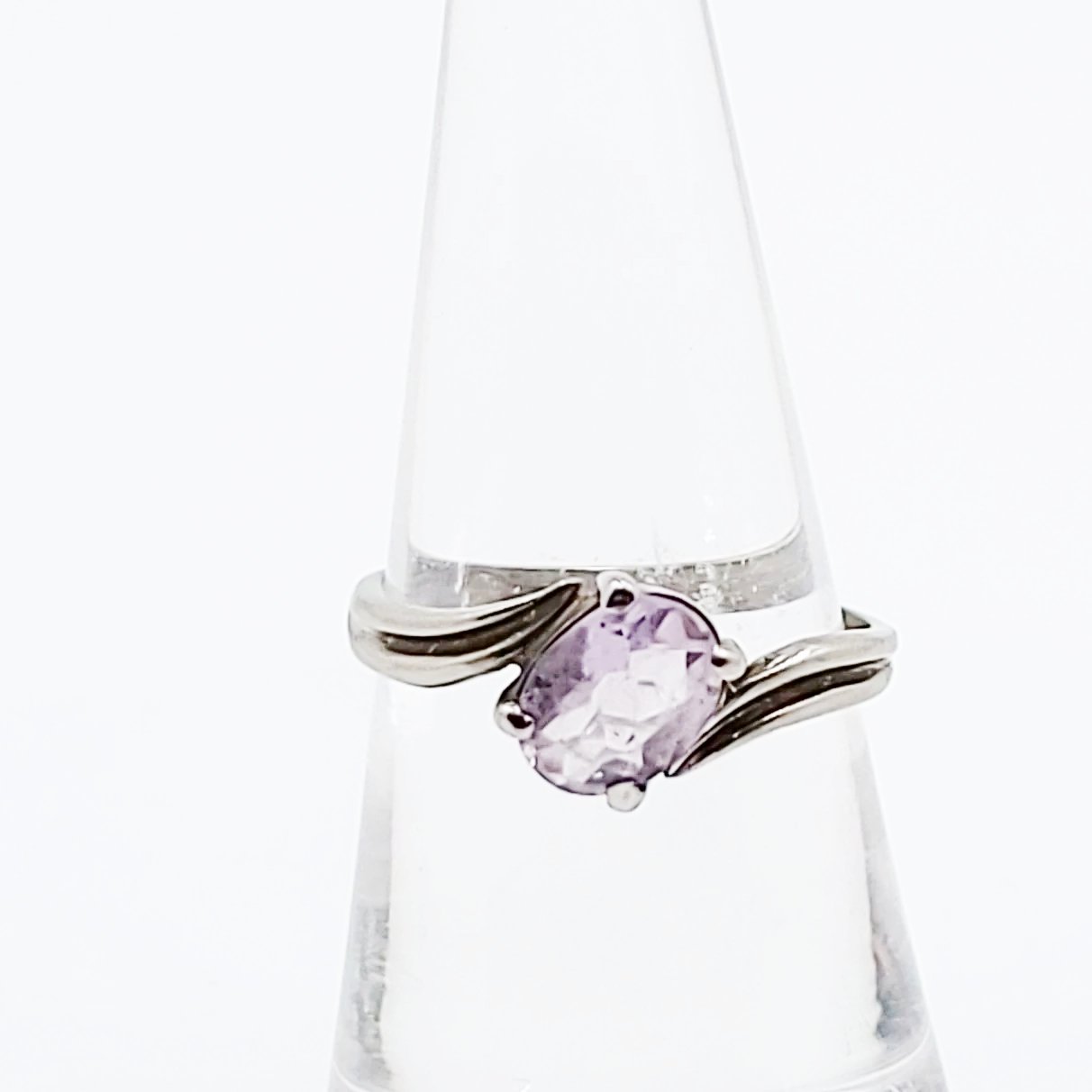 Amethyst Ring 1.5 ct Sterling Silver Band - Elevated Metaphysical