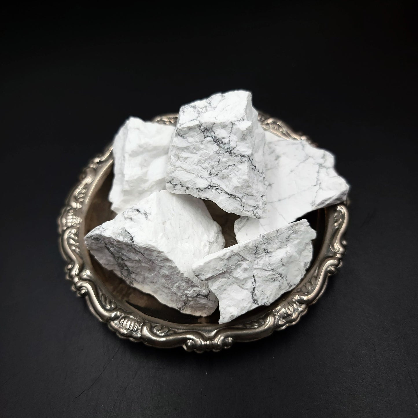 Howlite Rough Stone HQ