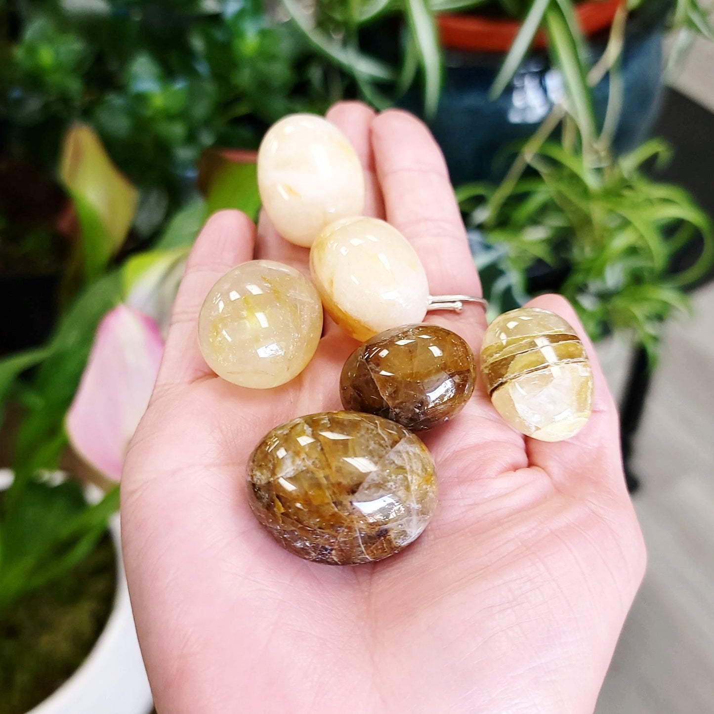 Golden Healer Quartz Tumbled Stone HQ