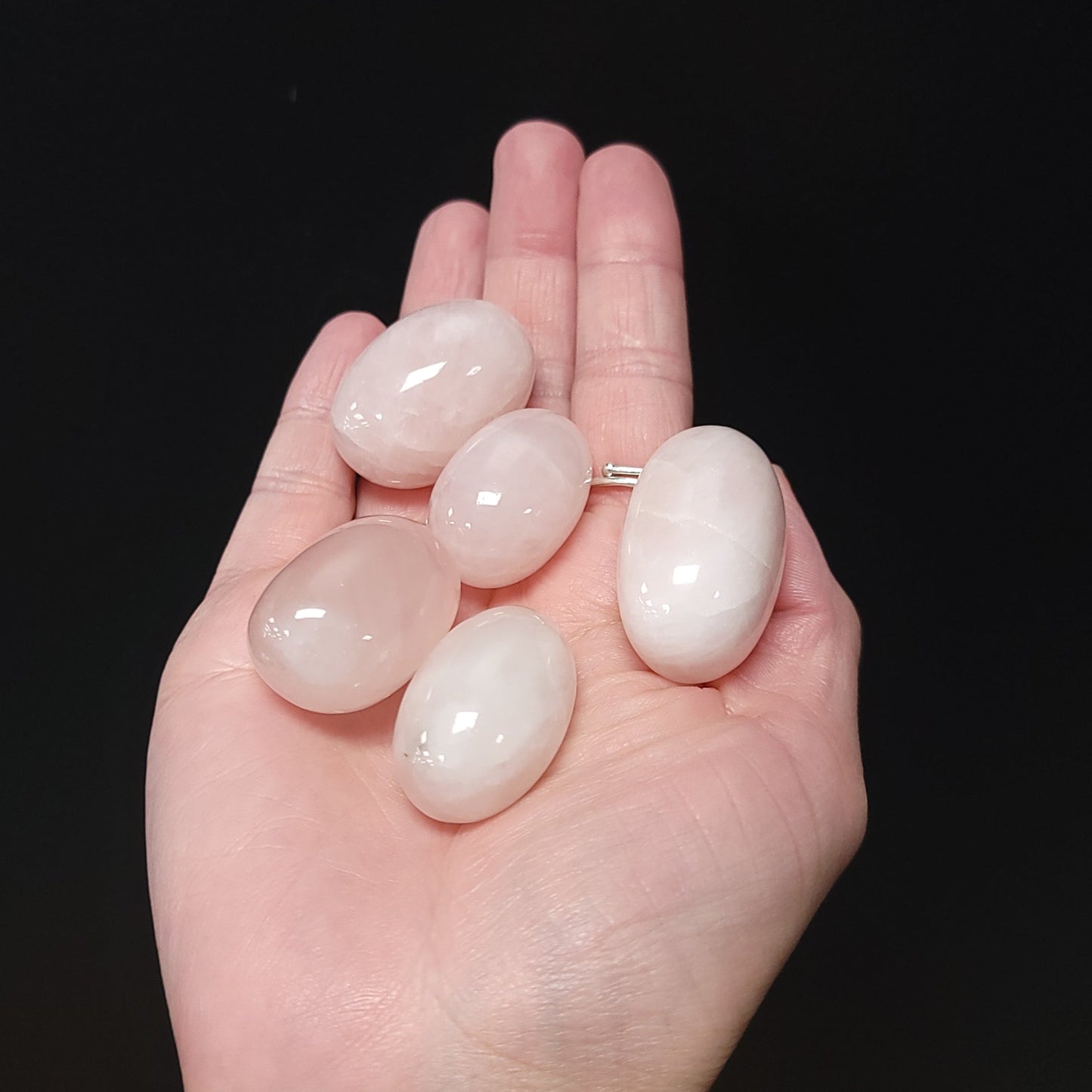 Rose Quartz Tumbled Stone HQ - Elevated Metaphysical
