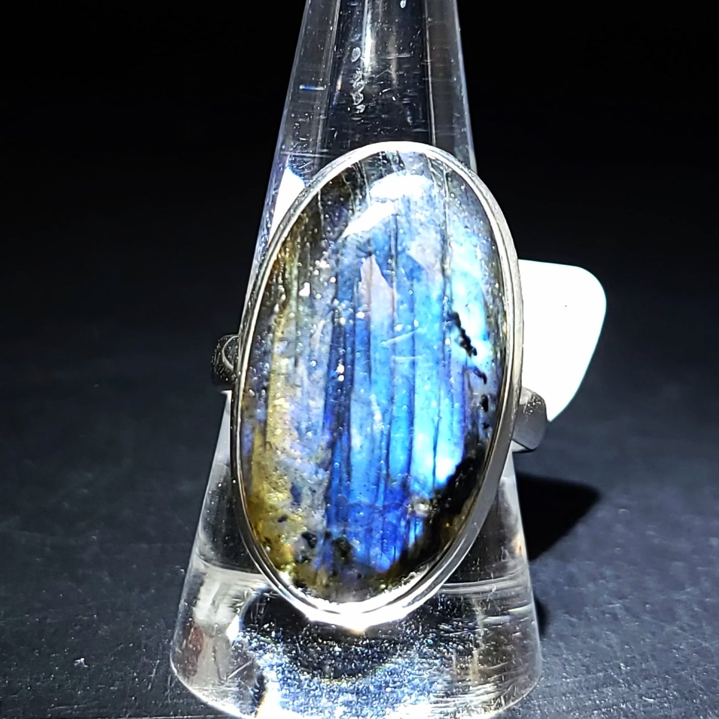 Labradorite Ring Sterling Silver Ring Rainbow Blue Flash Large - Elevated Metaphysical