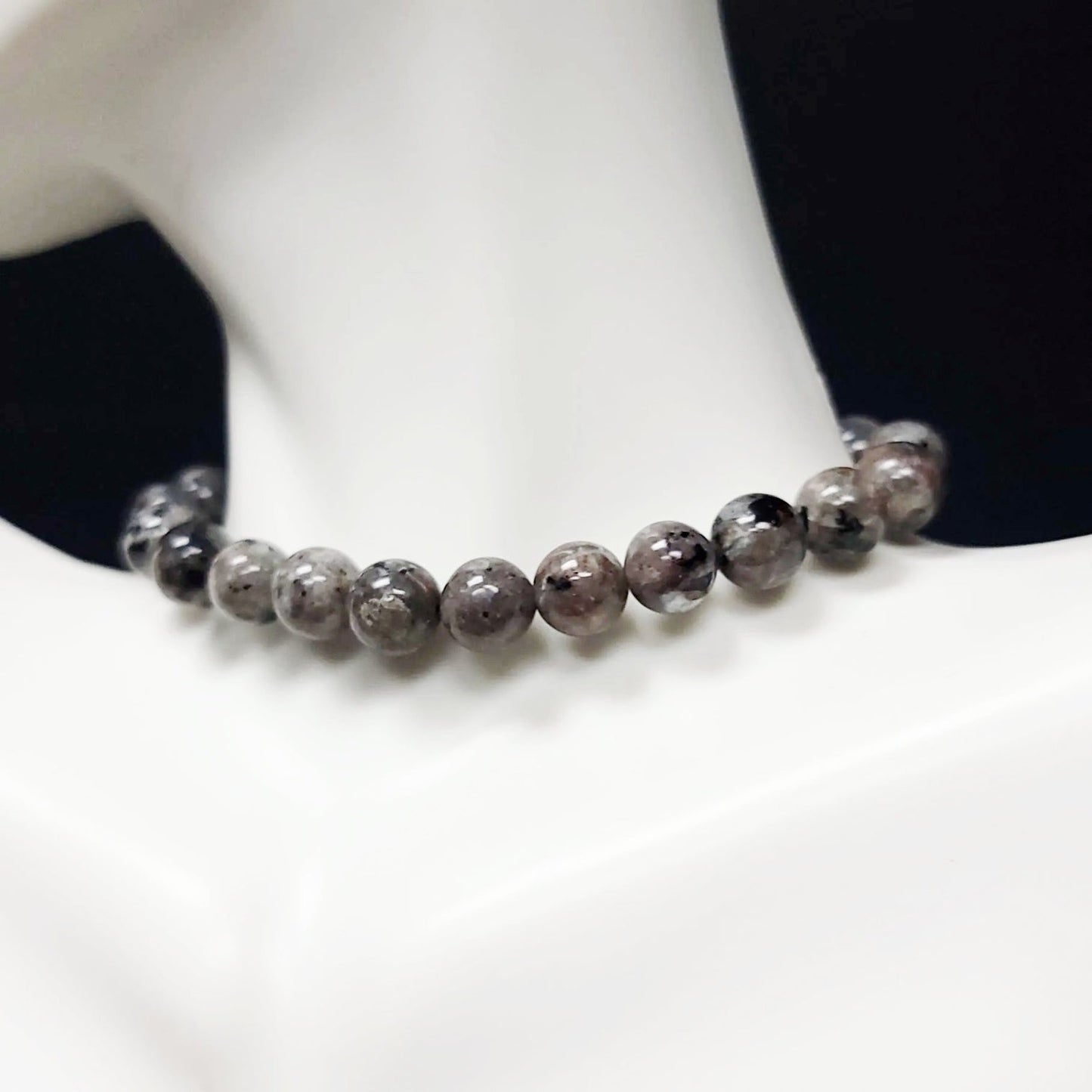 Yooperlite Bead Bracelet 8mm Emberlite UV Fluorescent - Elevated Metaphysical
