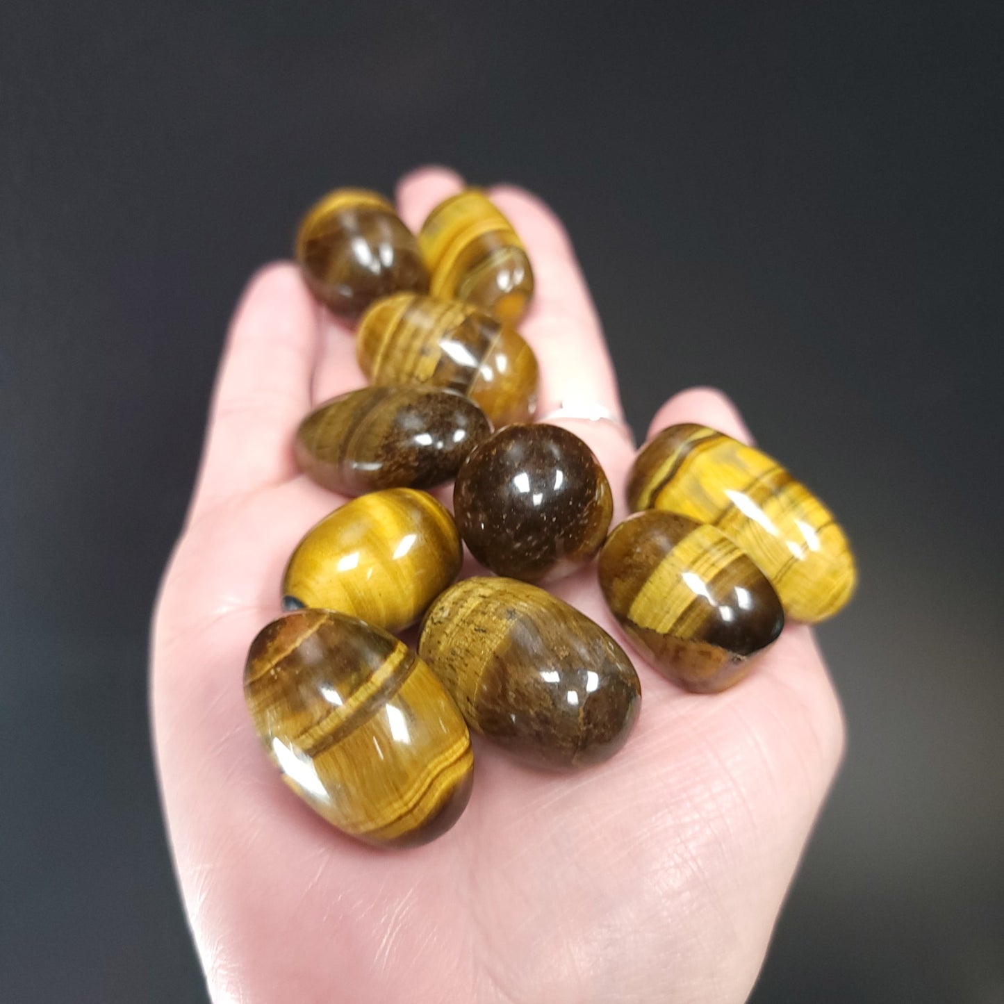 Tiger Eye Tumbled Stone HQ