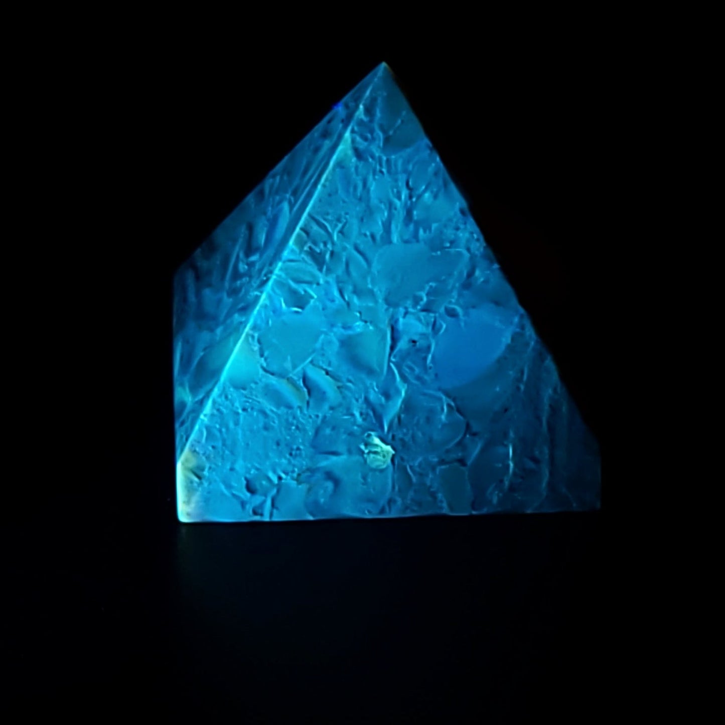 Amber Pyramid 1" 28mm