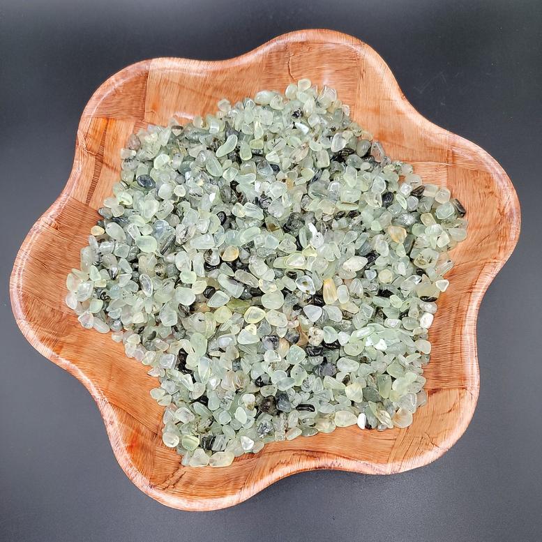 Prehnite Chips