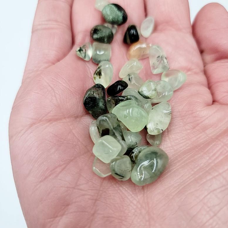 Prehnite Chips