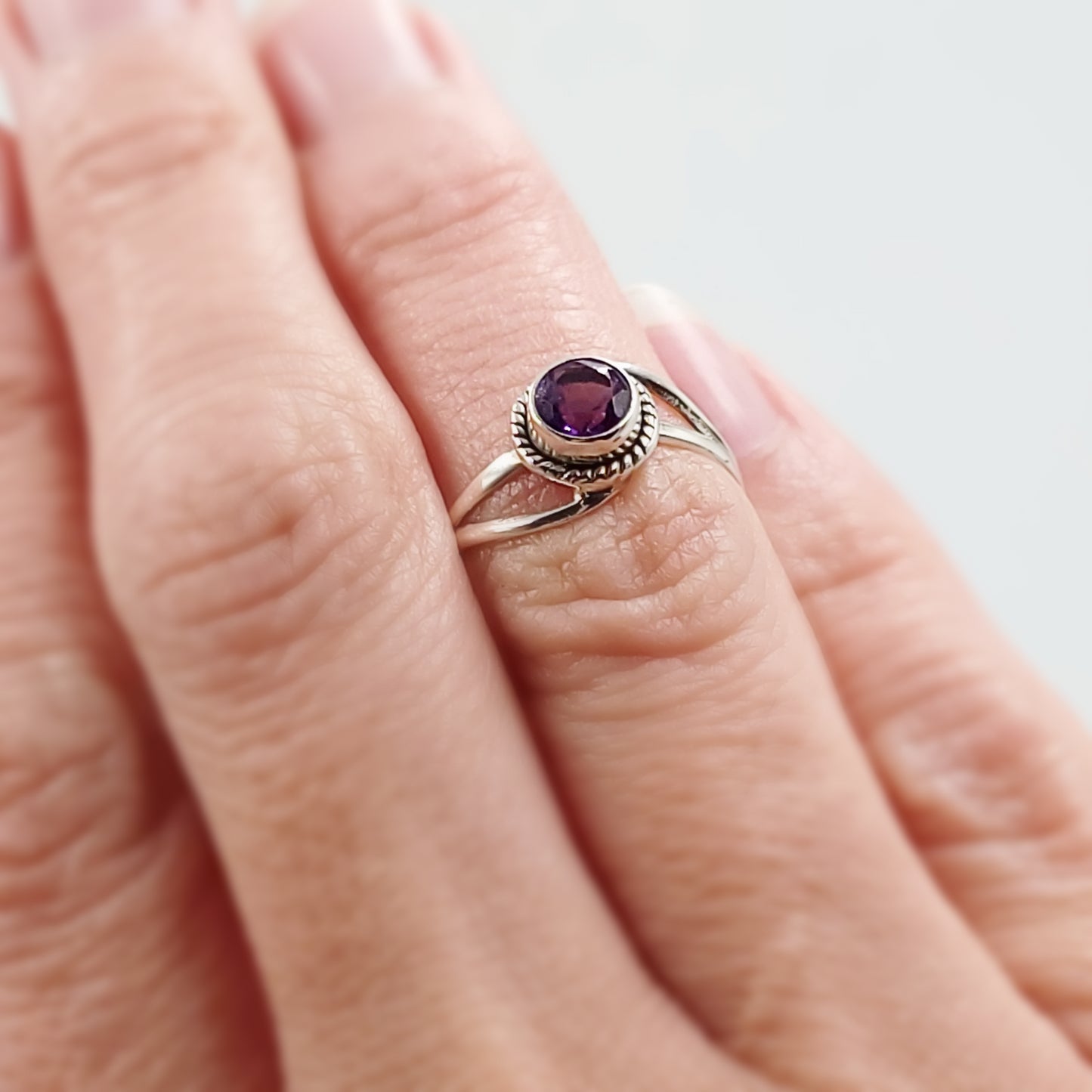 Amethyst Infinity Ring Sterling Silver Size 5