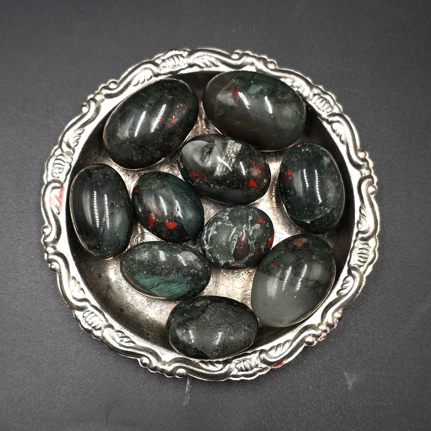 African Bloodstone Tumbled Stone HQ