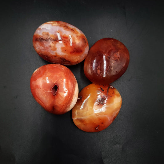 Carnelian Palm Stone Gallet - Elevated Metaphysical