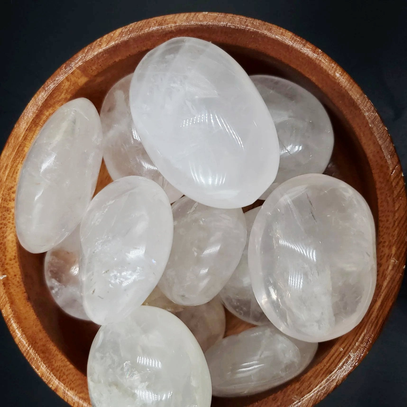Clear Quartz Palm Stone Gallet - Elevated Metaphysical