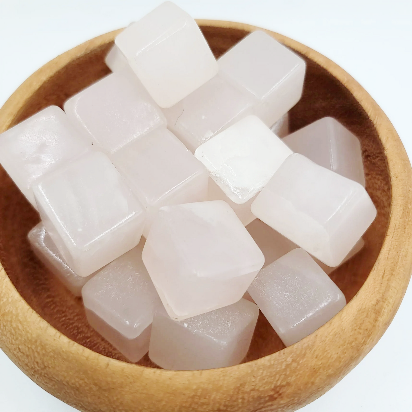 Mangano Calcite Cube Tumbled Stone HQ