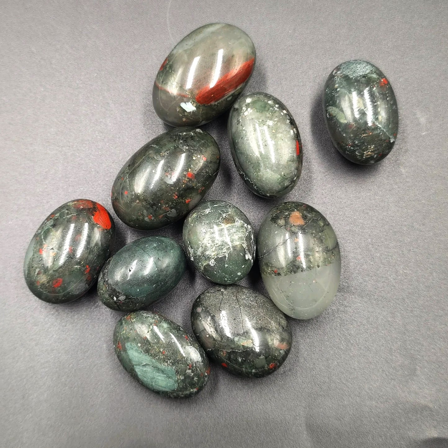 African Bloodstone Tumbled Stone HQ