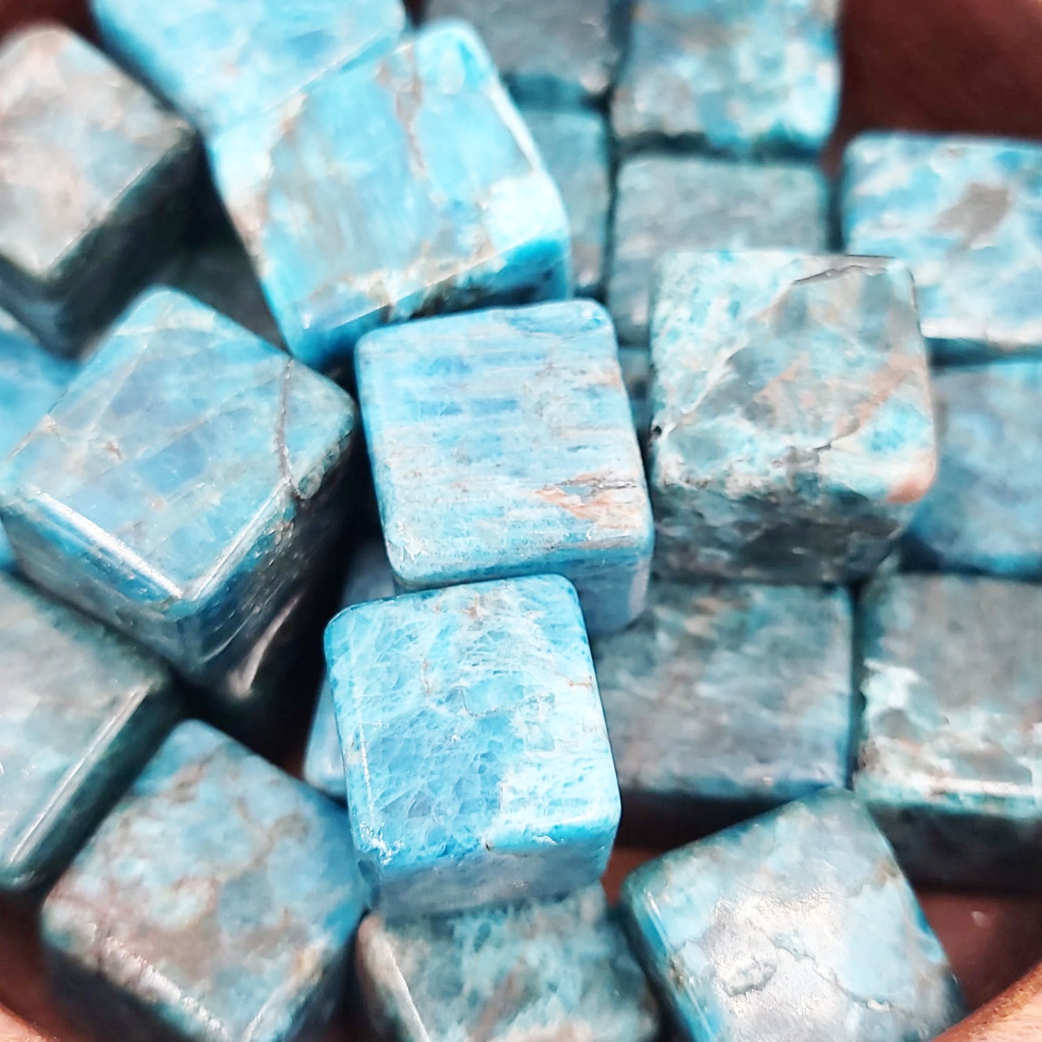 Blue Apatite Cube Tumbled Stone HQ - Elevated Metaphysical