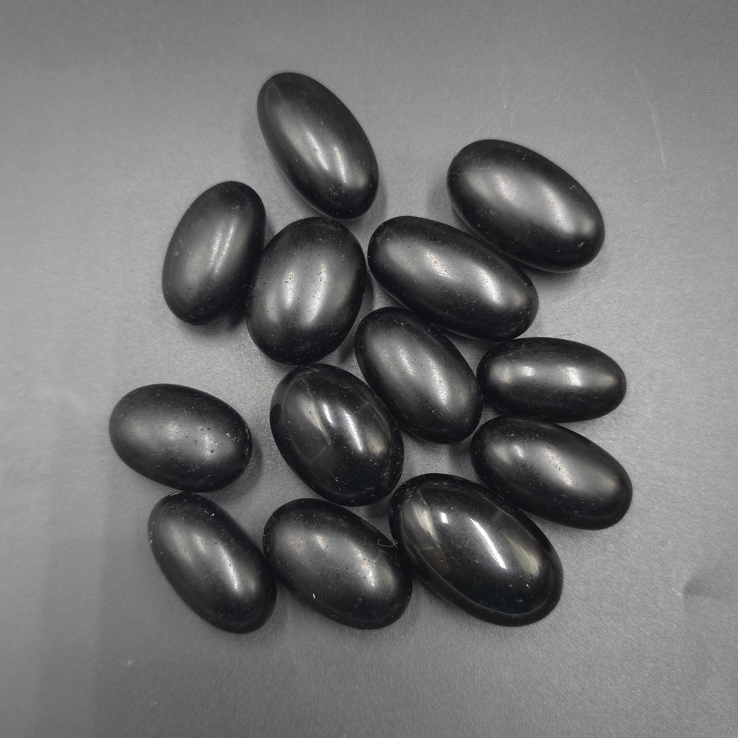 Black Obsidian Tumbled Stone HQ