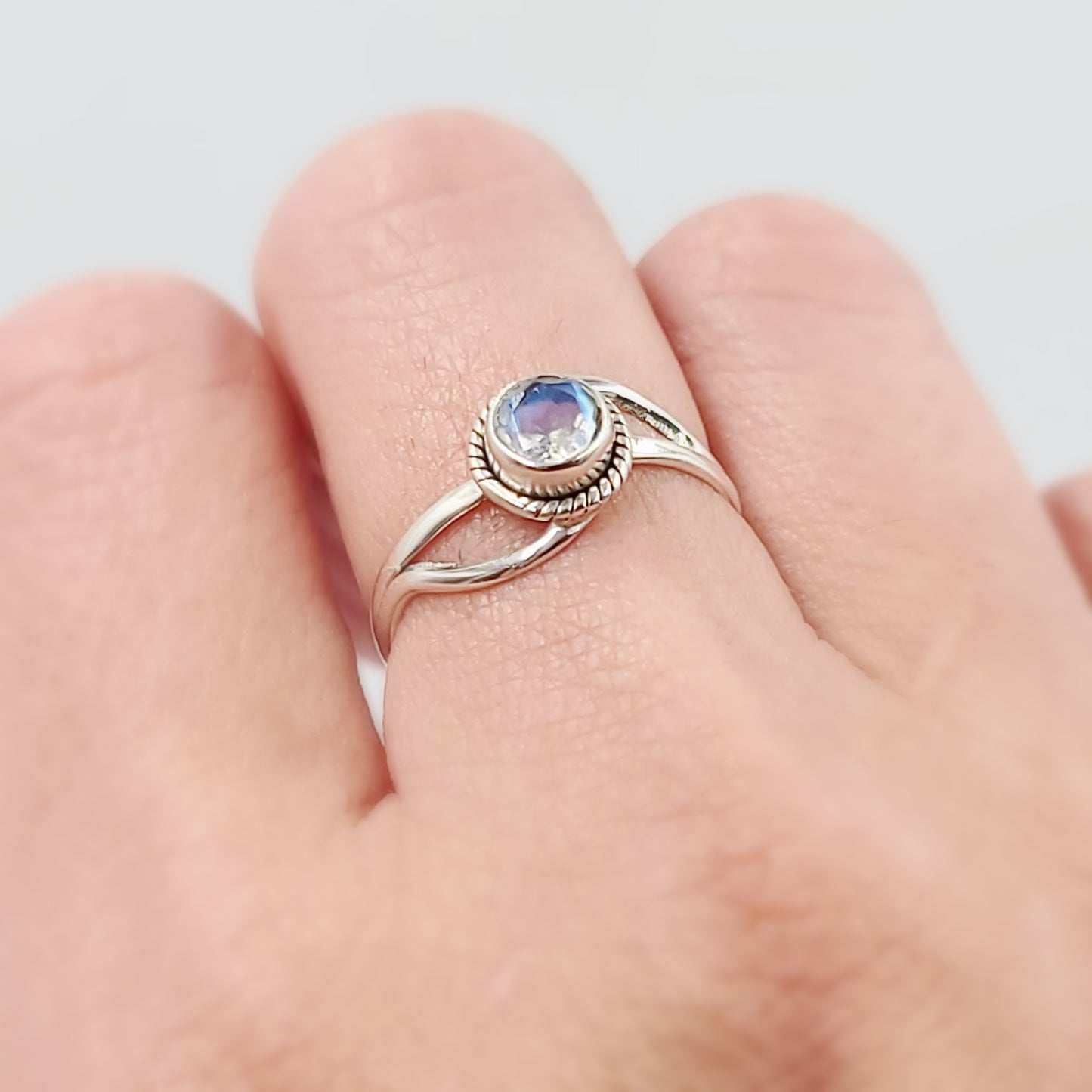 Rainbow Moonstone Infinity Ring Sterling Silver Size 7