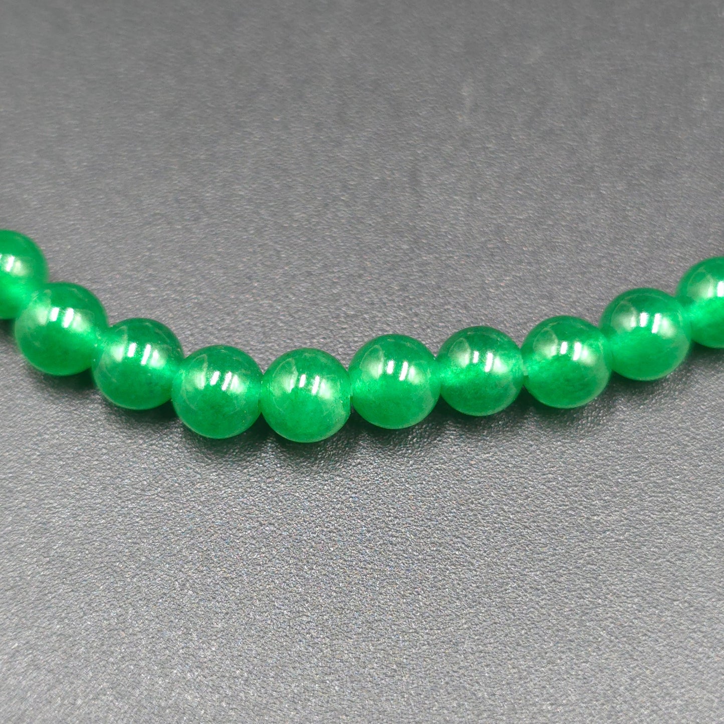 Jade Bead Bracelet 4mm - Elevated Metaphysical