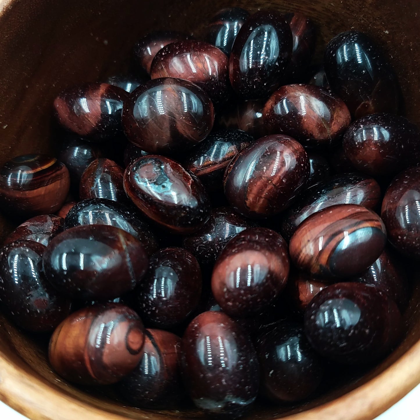 Red Tiger Eye Tumbled Stone HQ