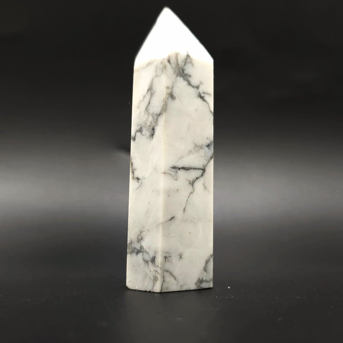 Howlite Tower Howlite Point 3 1/4" 85mm
