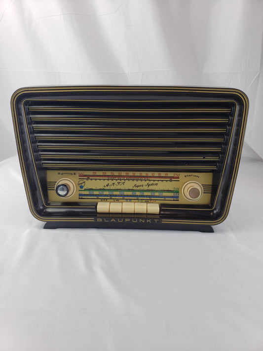 BLAUPUNKT Vintage Santos 2310 Short Wave AM-FM - Elevated Metaphysical