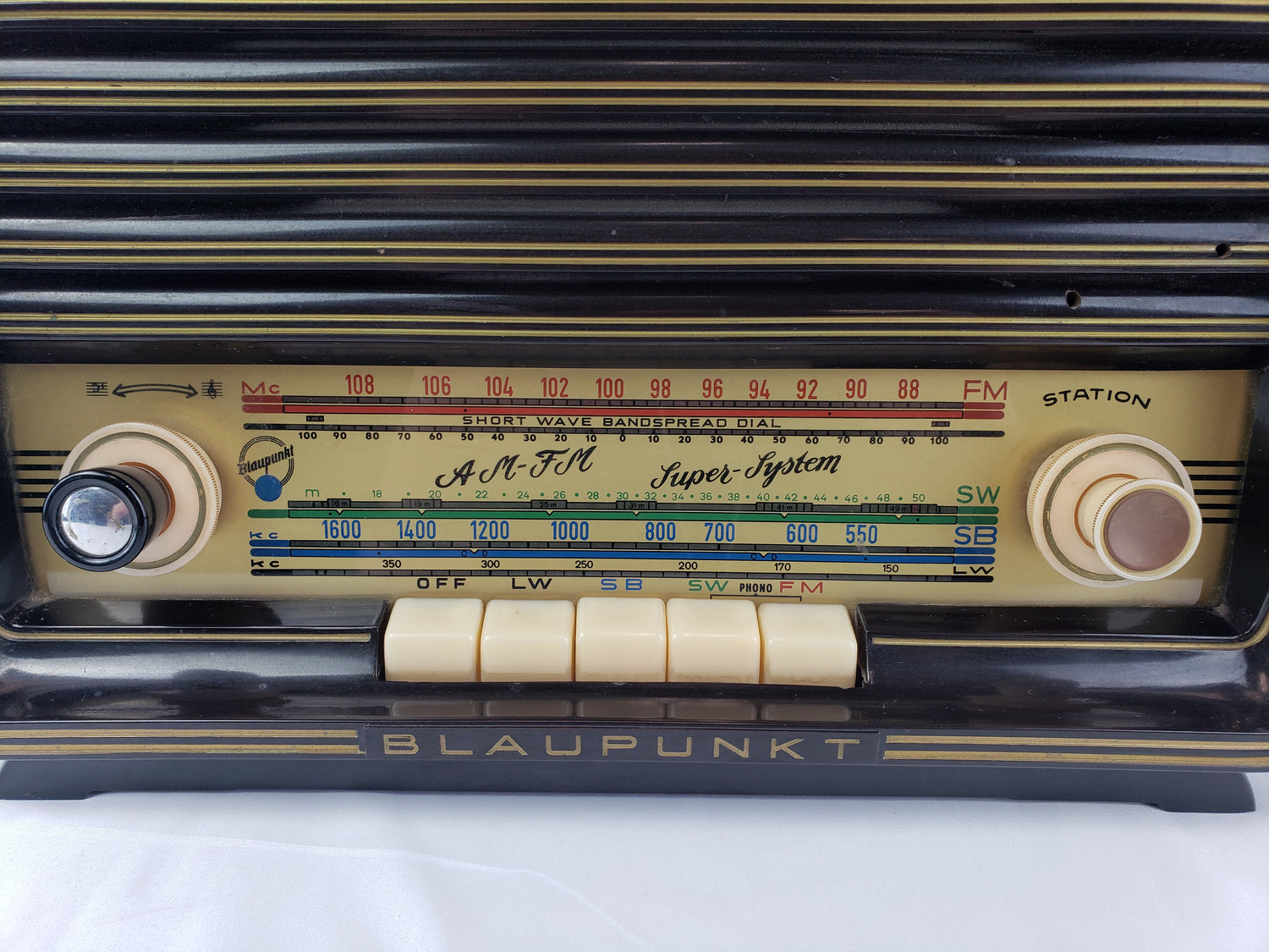 BLAUPUNKT Vintage Santos 2310 Short Wave AM-FM - Elevated Metaphysical