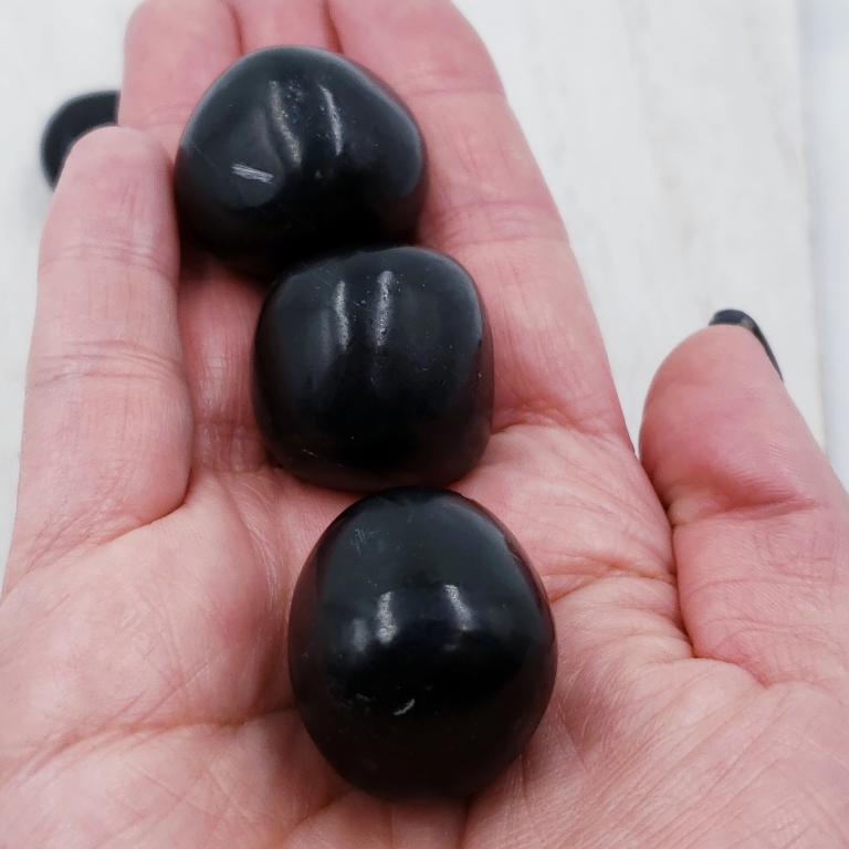 Black Onyx Tumbled Stone
