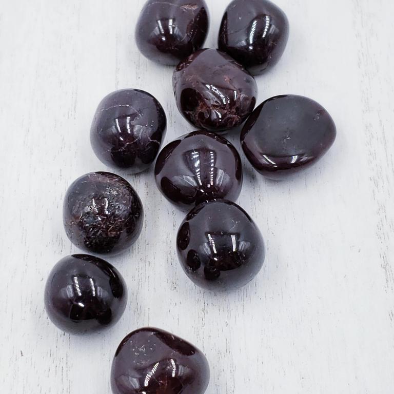 Garnet Tumbled Stone