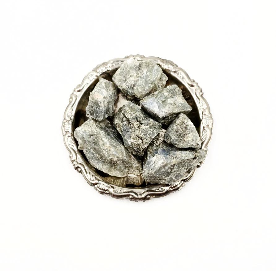 Labradorite Rough Stone - Elevated Metaphysical