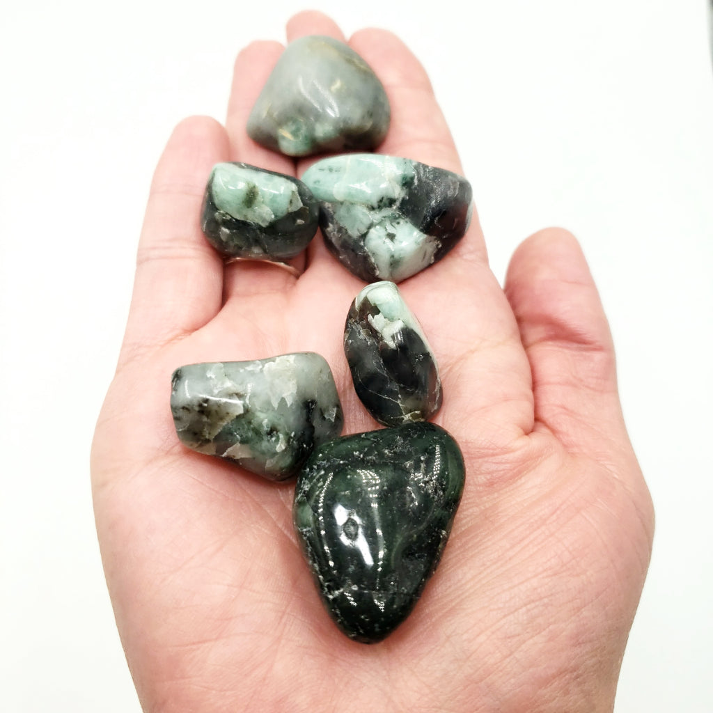 Emerald Tumbled Stone - Rough Stones