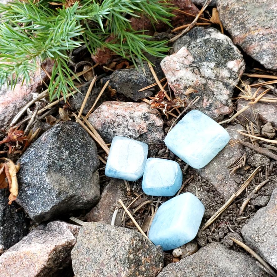 Aquamarine Tumbled Stone Small - Tumbled Stones