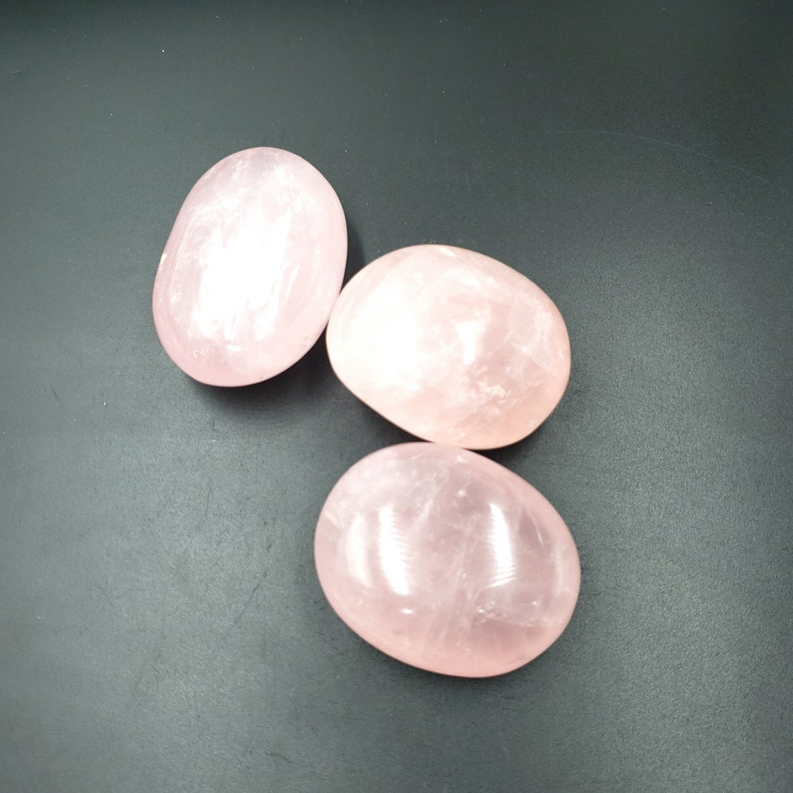 Rose Quartz Palm Stone Gallet