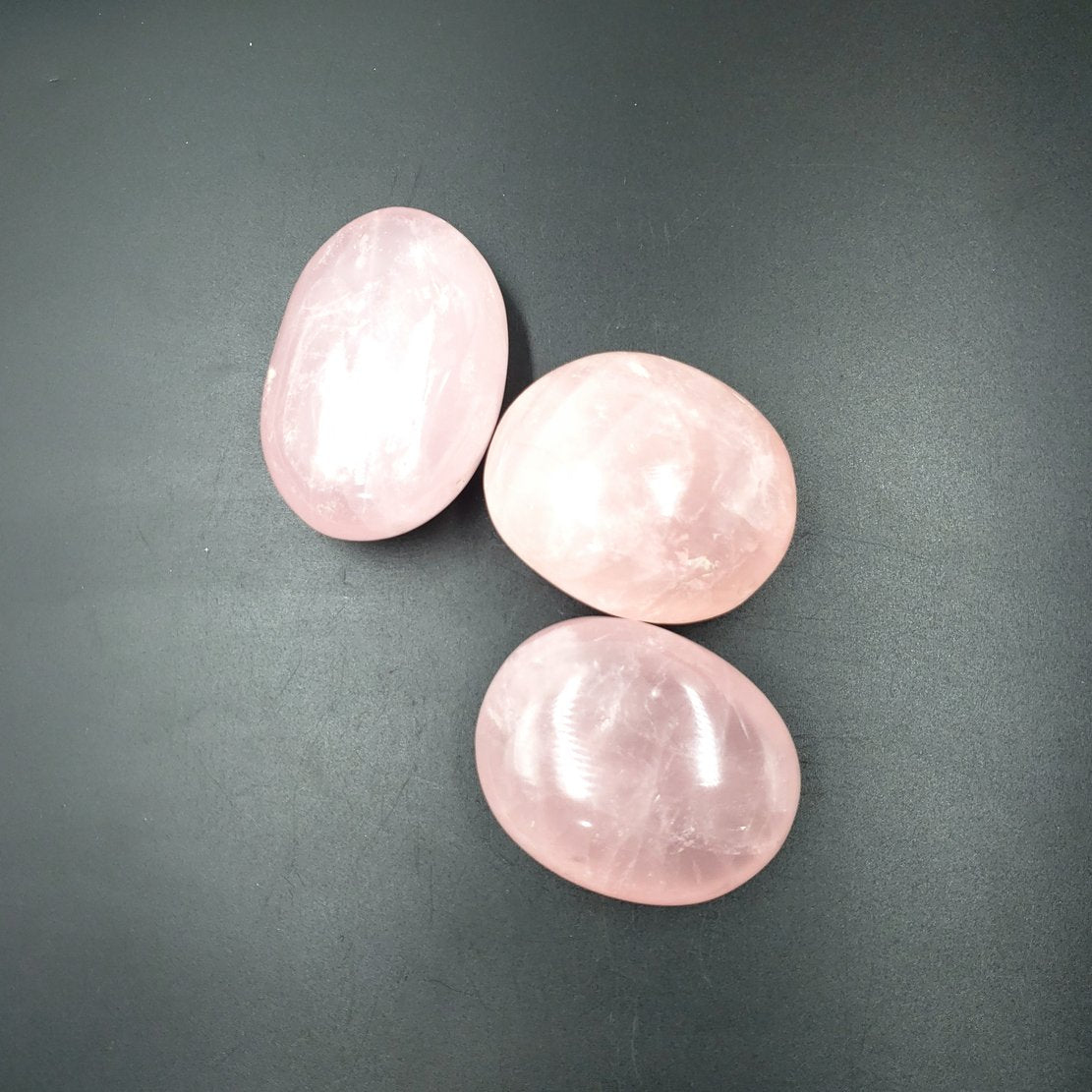 Rose Quartz Palm Stone Gallet