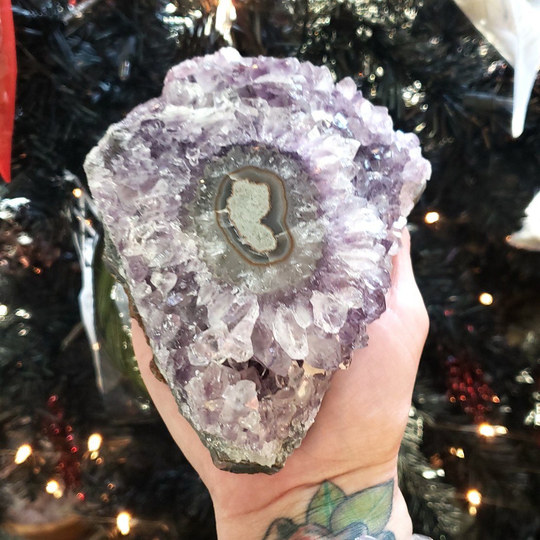 Amethyst Geode Polished Extra Quality 1.0kg 35oz - Elevated Metaphysical