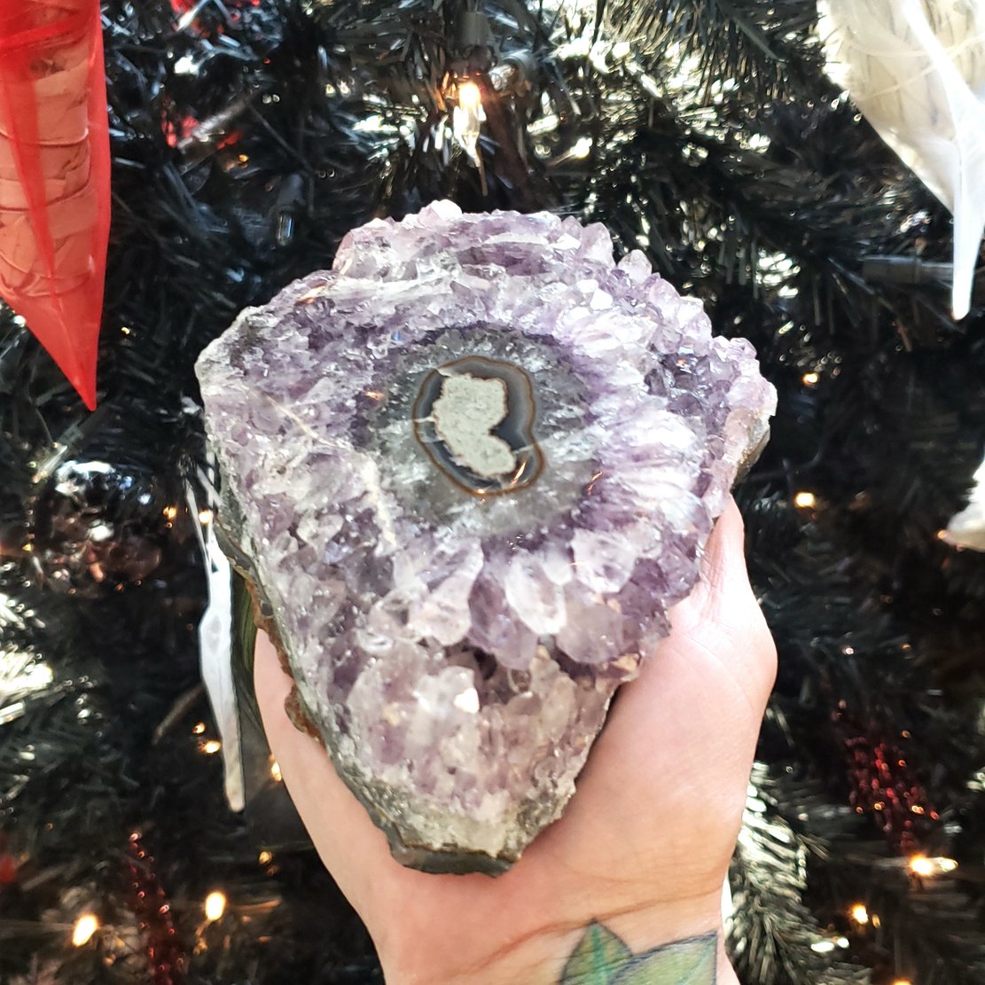 Amethyst Geode Polished Extra Quality 1.0kg 35oz - Elevated Metaphysical