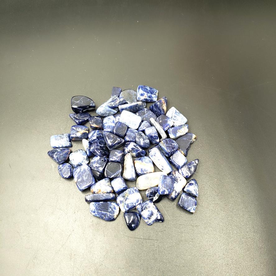 Sodalite Chips - Elevated Metaphysical
