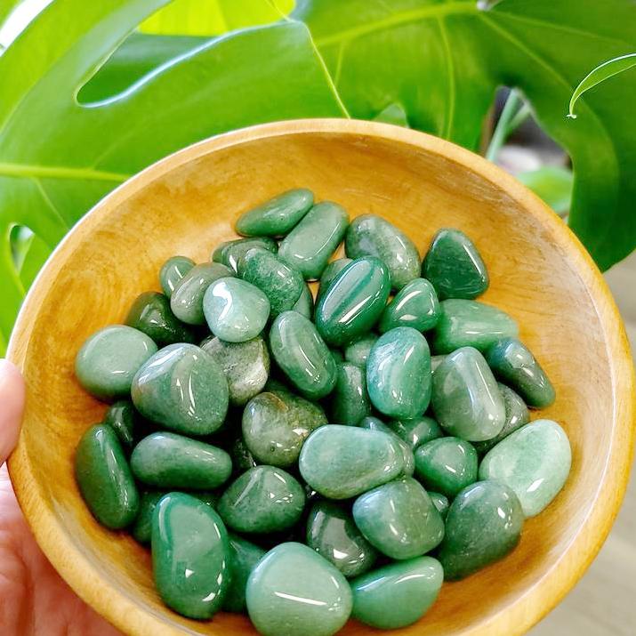 Green Aventurine Tumbled Stone - Elevated Metaphysical