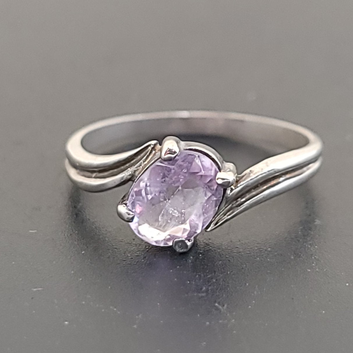 Amethyst Ring 1.5 ct Sterling Silver Band - Elevated Metaphysical