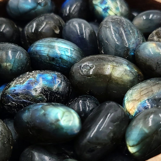 Labradorite Tumbled Stone - Elevated Metaphysical