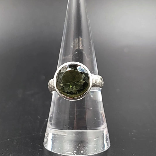 Moldavite Ring Sterling Silver Band Faceted Round - Elevated Metaphysical