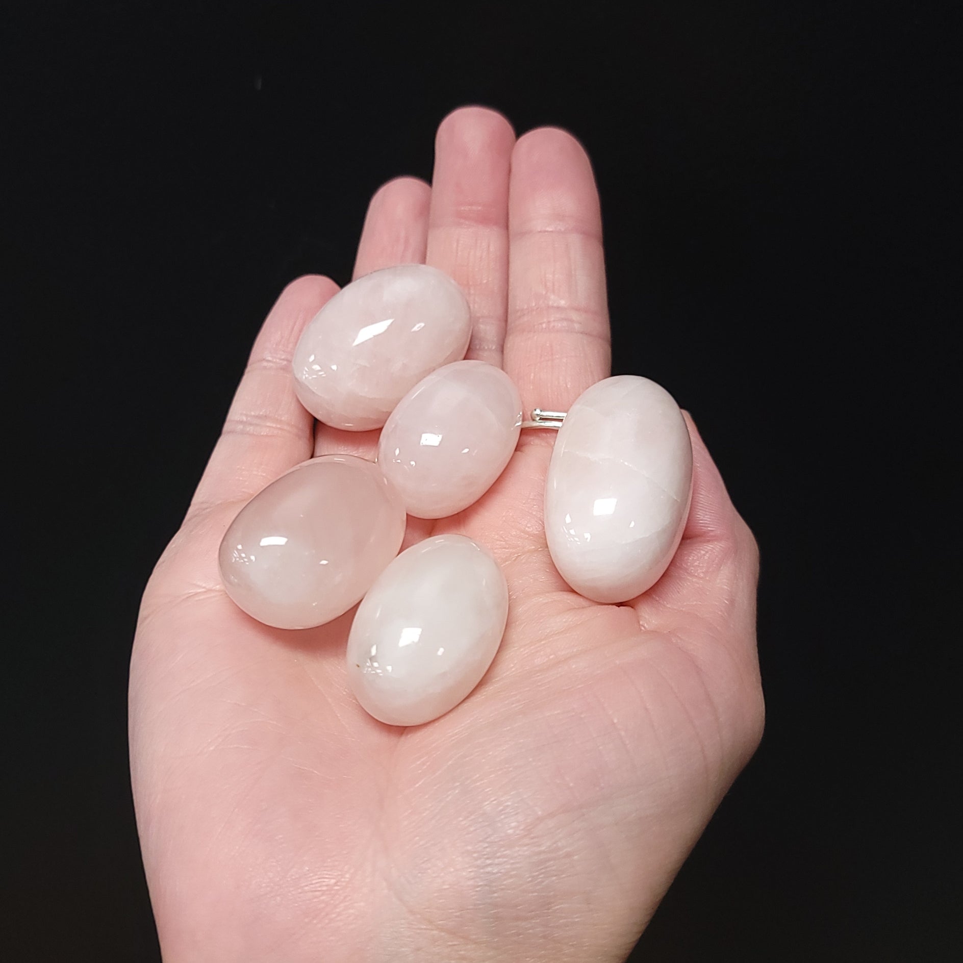 Rose Quartz Tumbled Stone HQ - Elevated Metaphysical