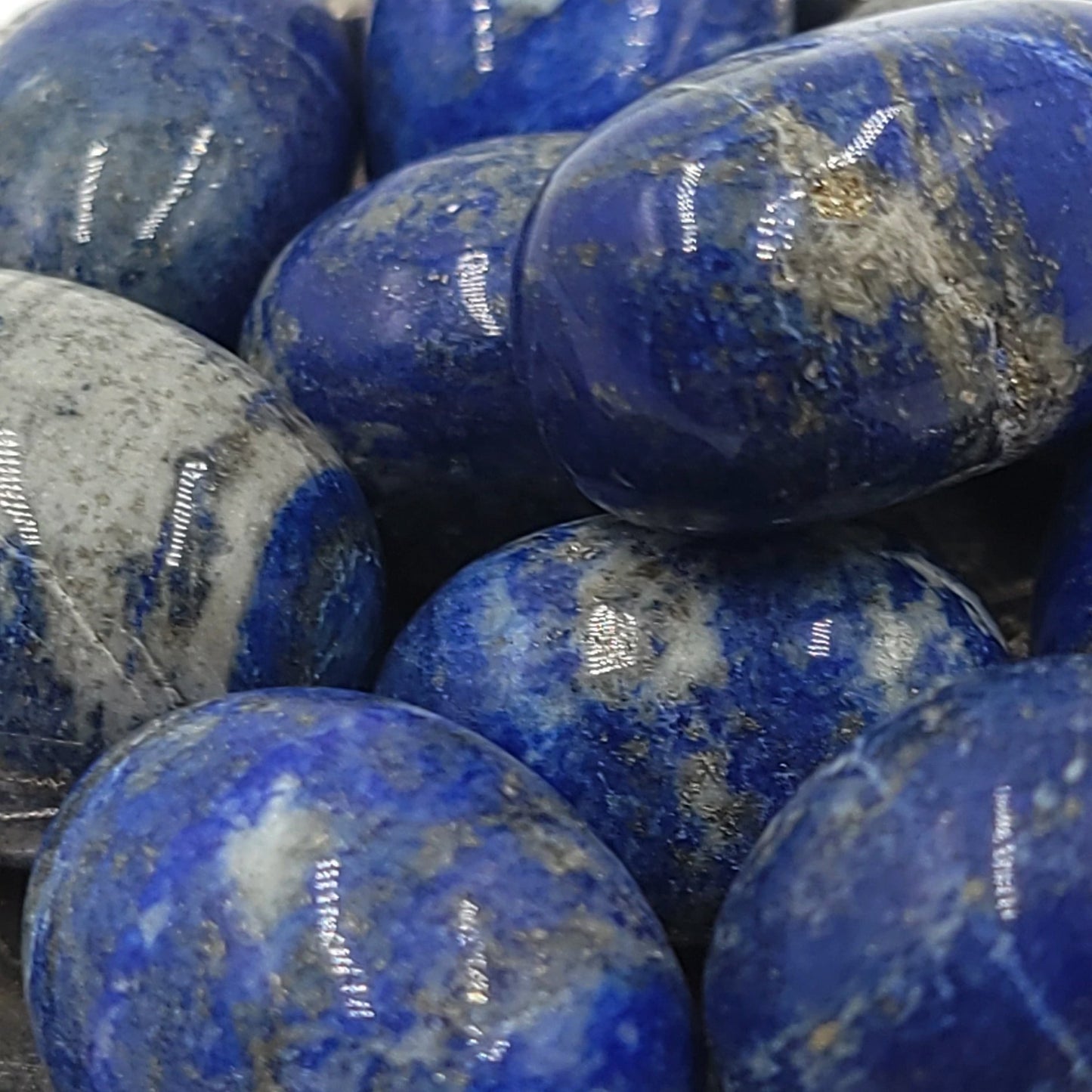 Lapis Lazuli Tumbled Stone HQ - Elevated Metaphysical