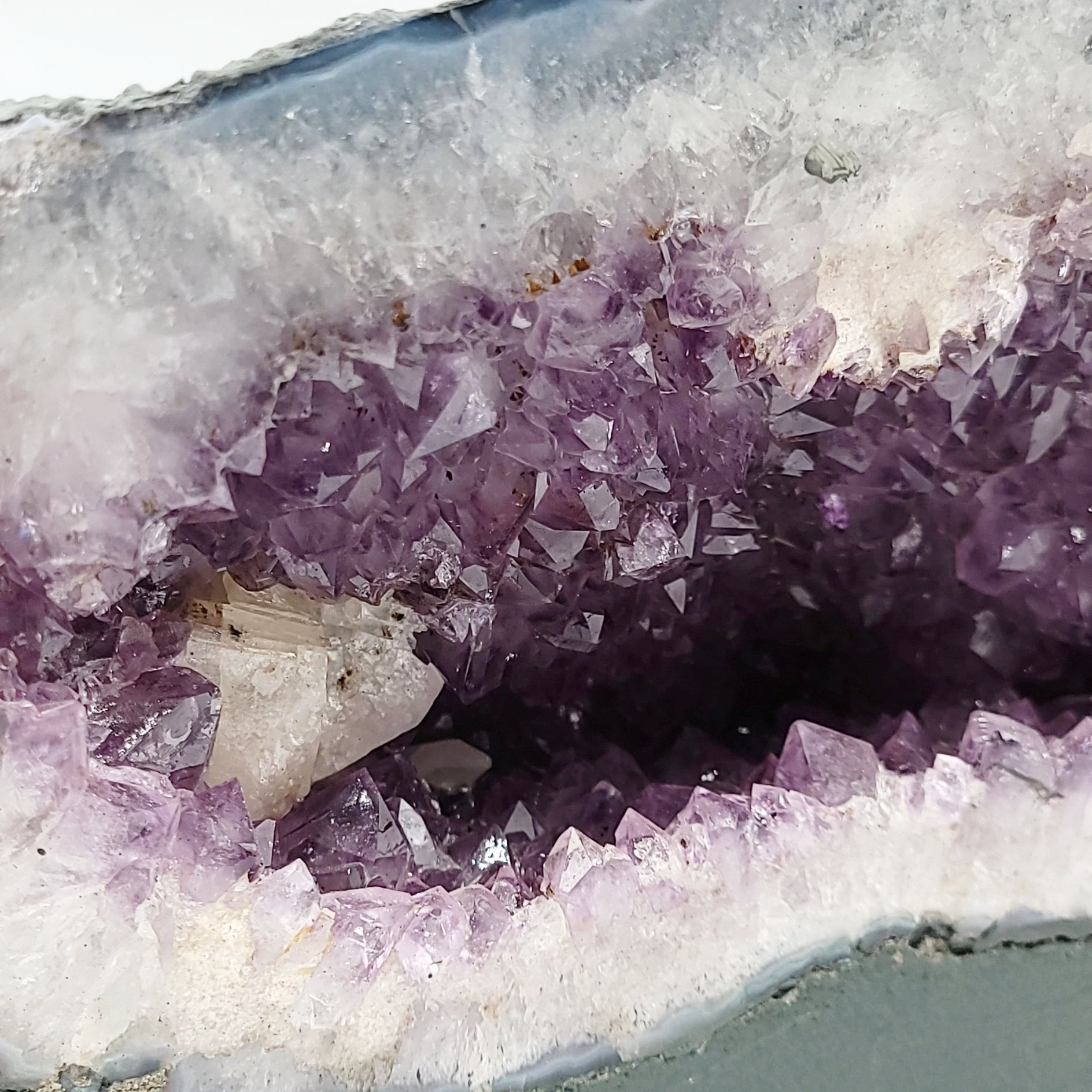 Amethyst Geode Cathedral Crystal Polished 8" 20cm 18.8lbs 8.5kg - Elevated Metaphysical